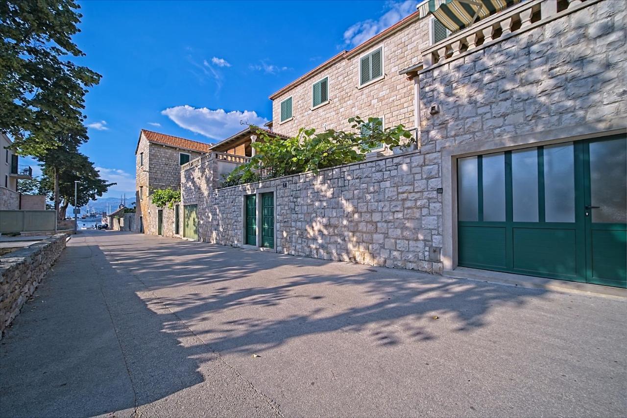 Apartment Renata Postira Dış mekan fotoğraf
