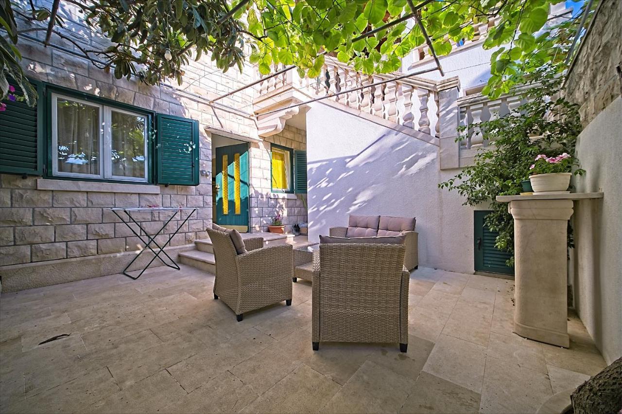 Apartment Renata Postira Dış mekan fotoğraf